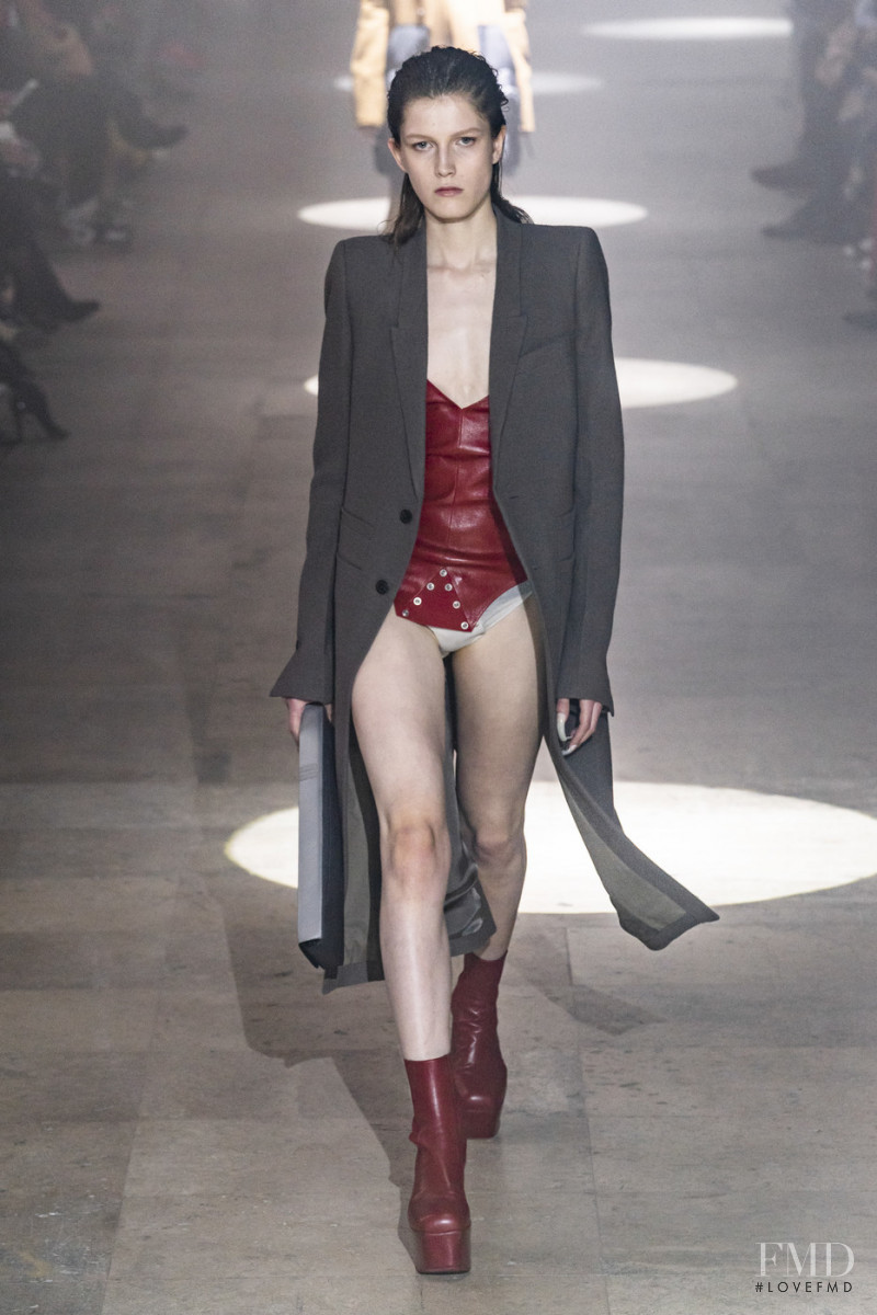 Tessa Bruinsma featured in  the Rick Owens fashion show for Autumn/Winter 2019