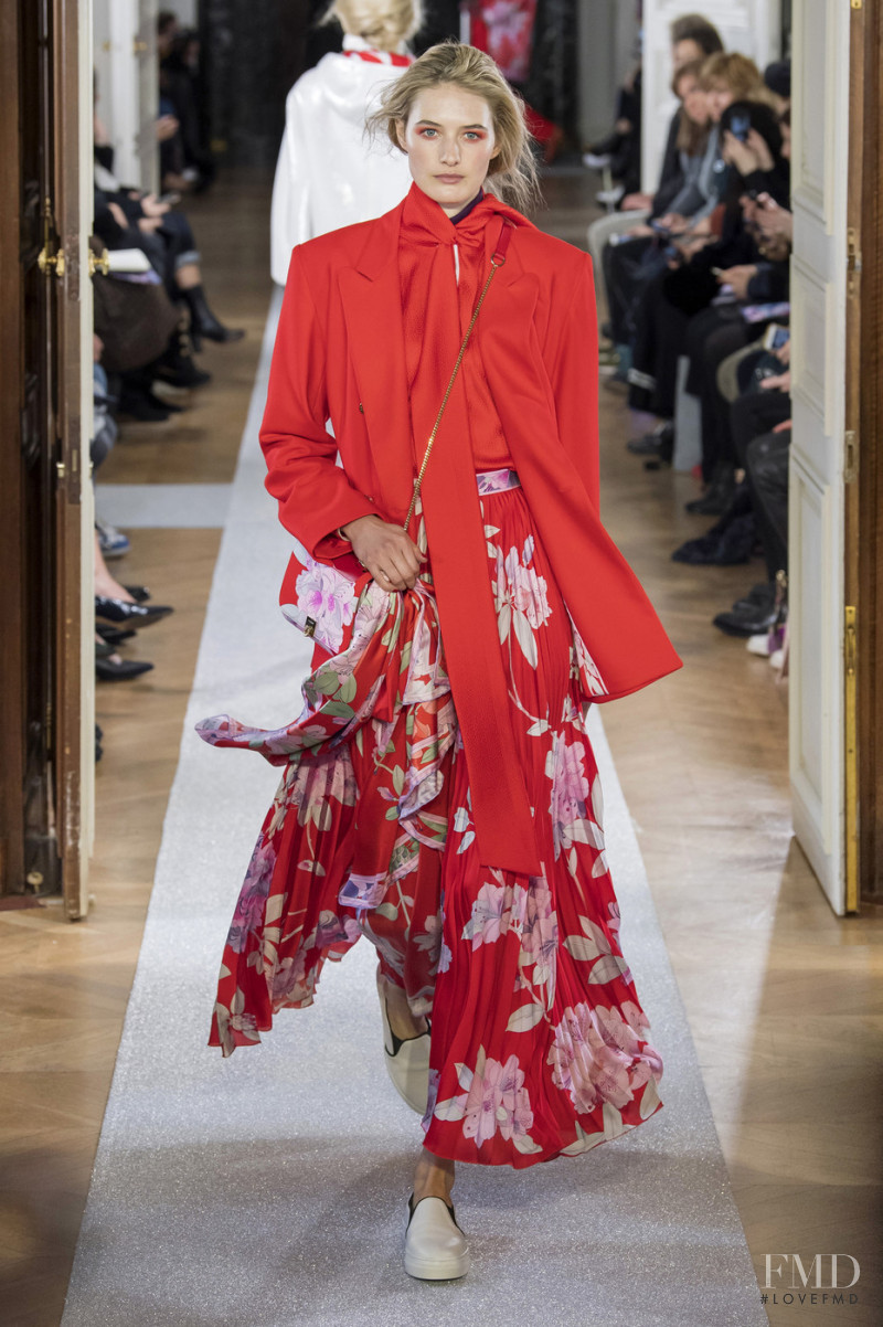 Sanne Vloet featured in  the Leonard fashion show for Autumn/Winter 2019