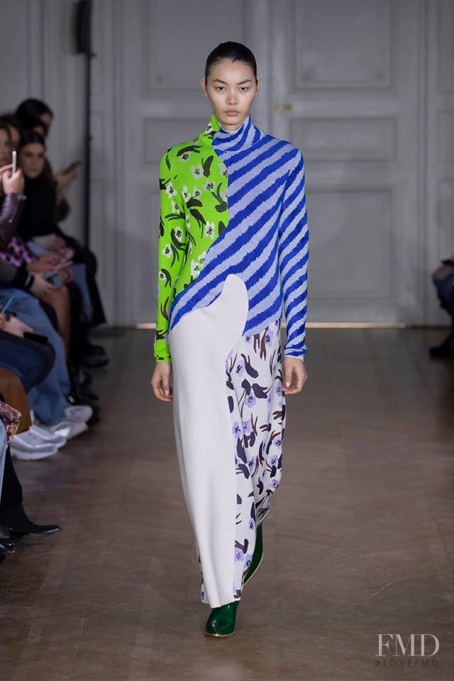 Bingbing Liu featured in  the Christian Wijnants fashion show for Autumn/Winter 2019