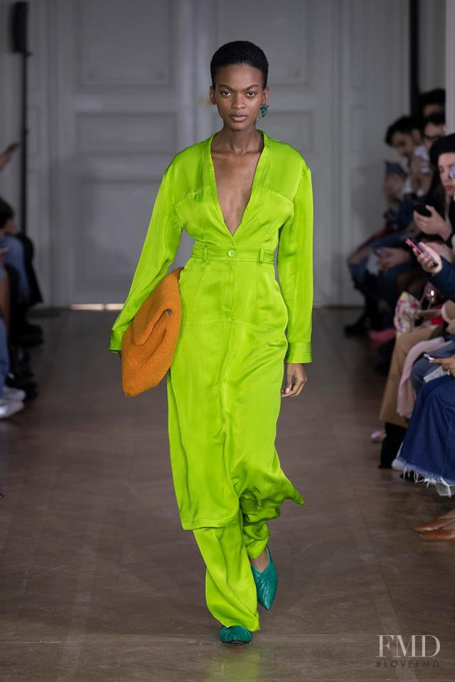 Aube Jolicoeur featured in  the Christian Wijnants fashion show for Autumn/Winter 2019