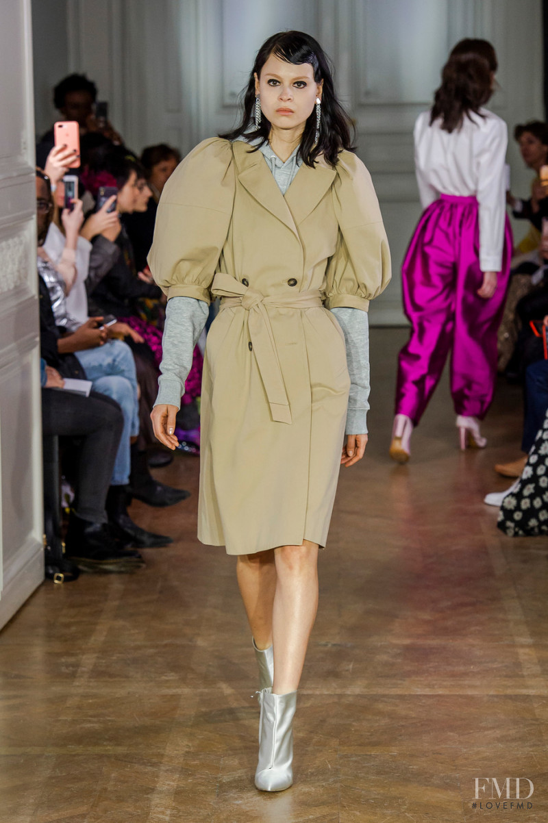 Ana Cristina Plansky featured in  the Lutz Huelle fashion show for Autumn/Winter 2019