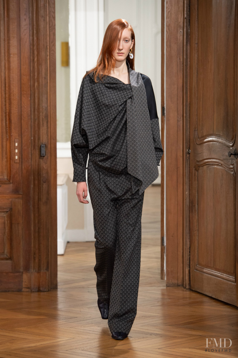Lorna Foran featured in  the Mame Kurogouchi fashion show for Autumn/Winter 2019
