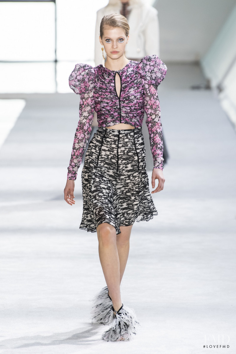 Aivita Muze featured in  the Giambattista Valli fashion show for Autumn/Winter 2019