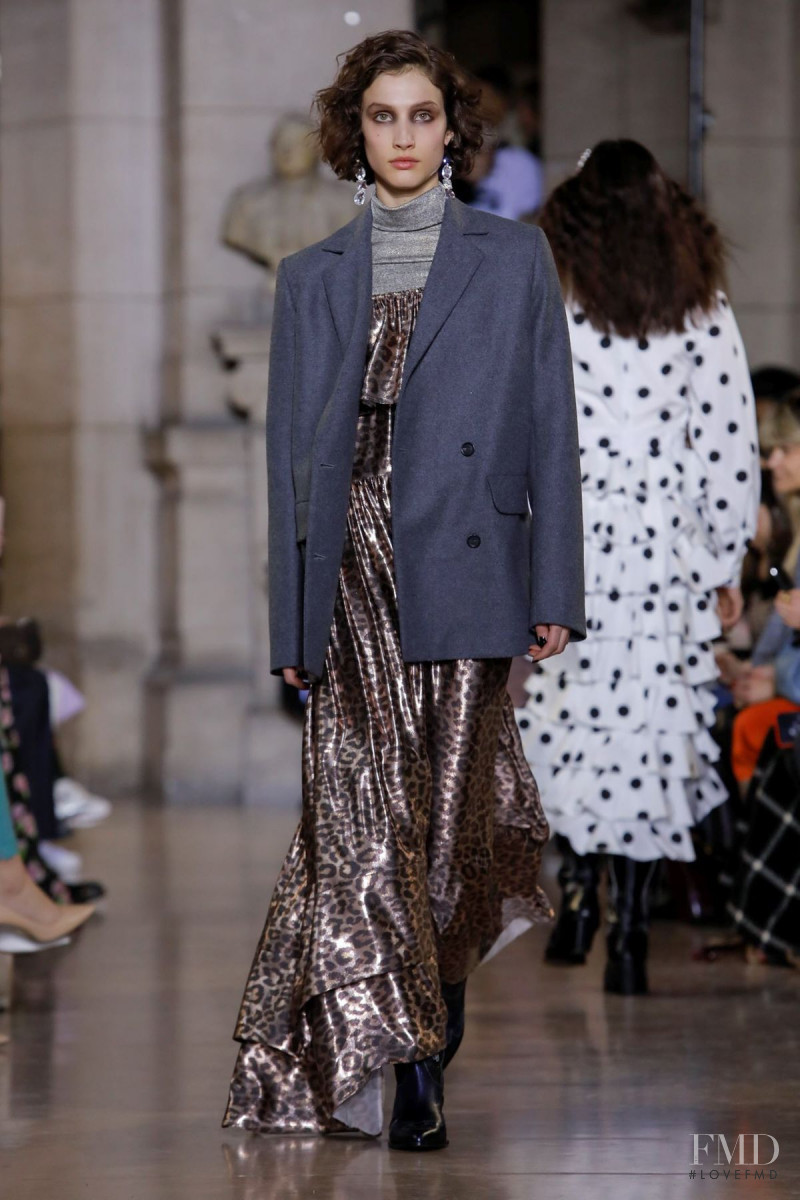 Victoria Massey featured in  the Paul et Joe fashion show for Autumn/Winter 2019