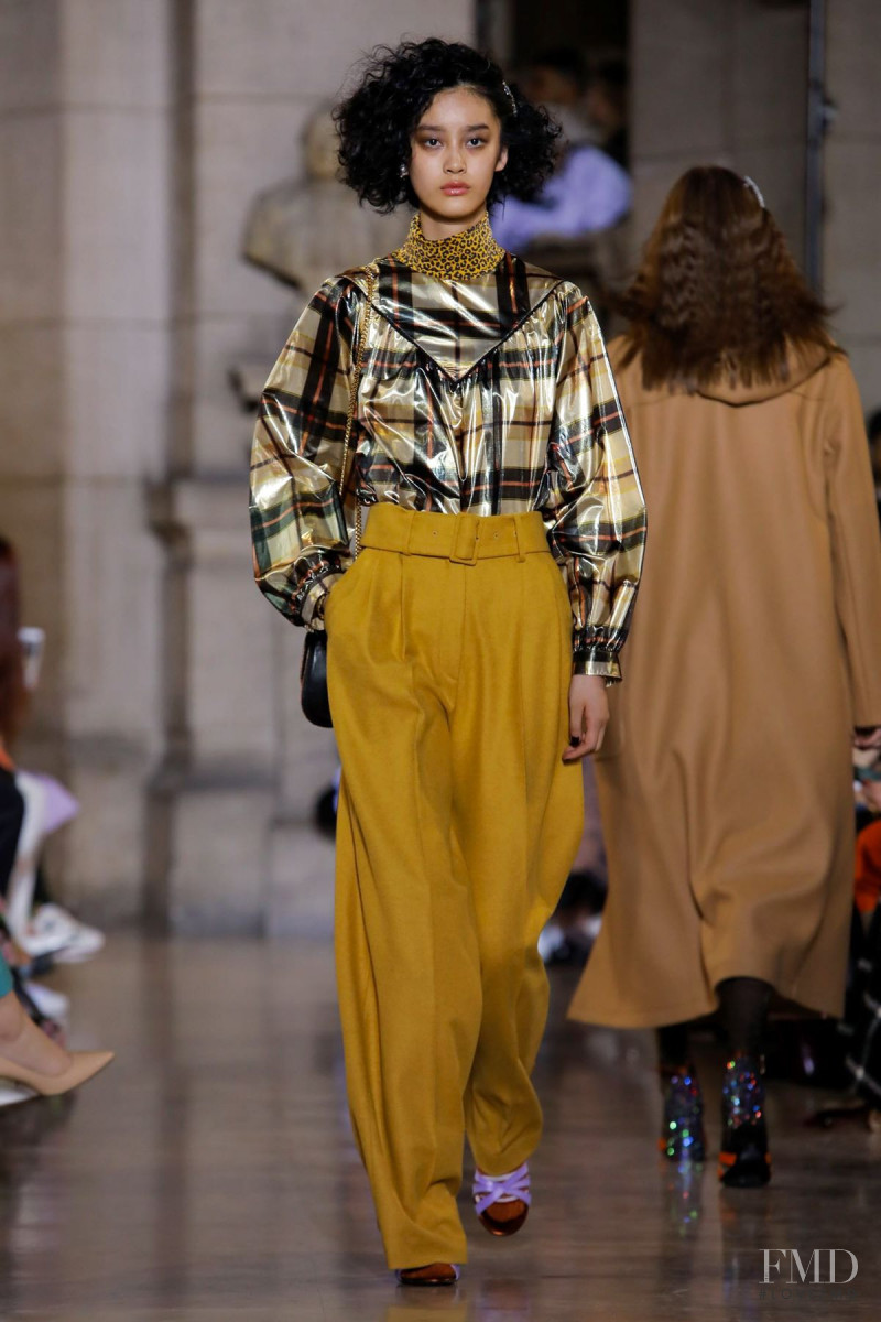 Jiang Ruiqi featured in  the Paul et Joe fashion show for Autumn/Winter 2019