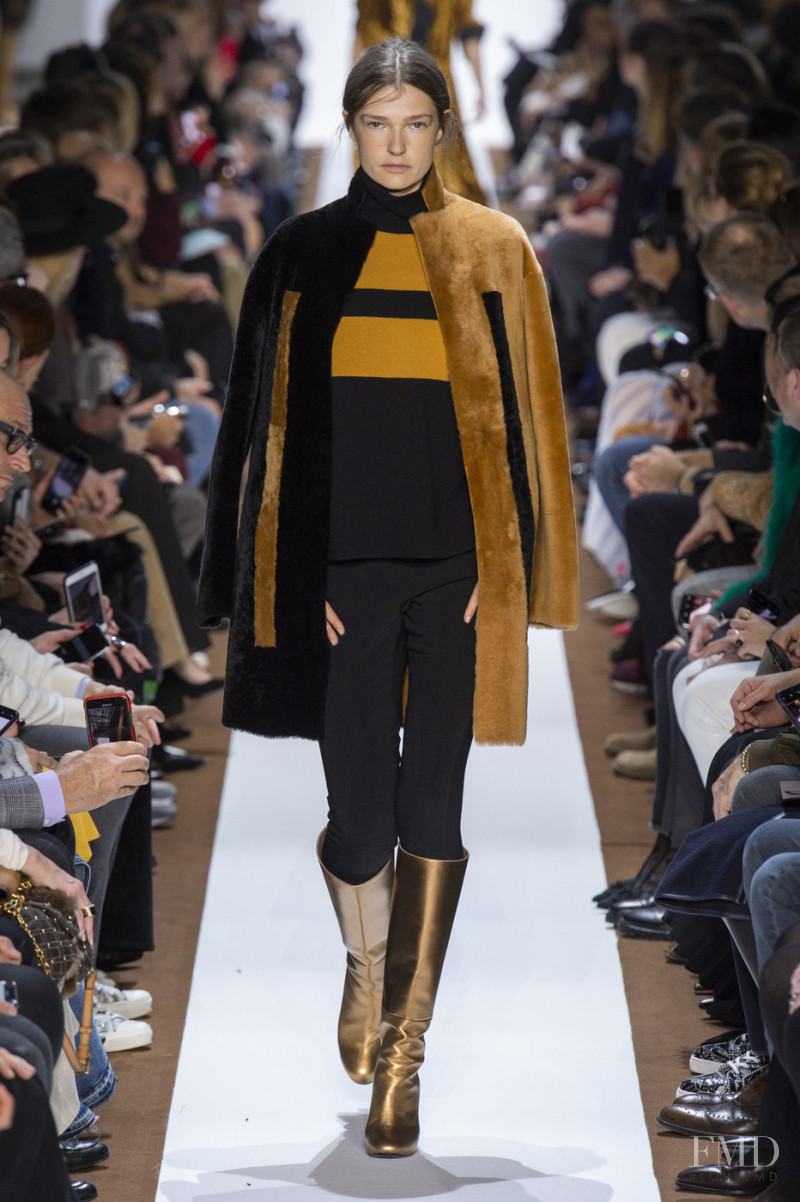 Laura Schoenmakers featured in  the Akris fashion show for Autumn/Winter 2019