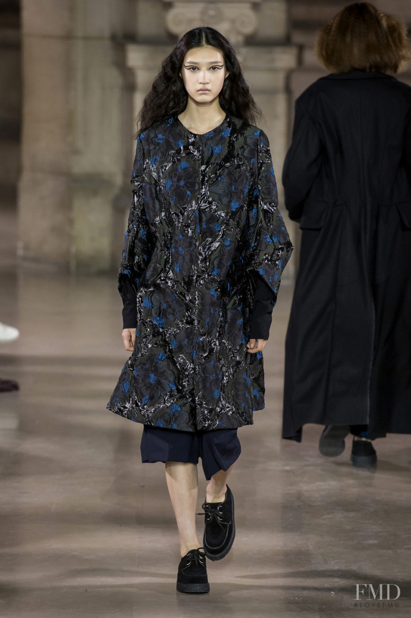 NarYoung Ha featured in  the Moon Young Hee fashion show for Autumn/Winter 2019
