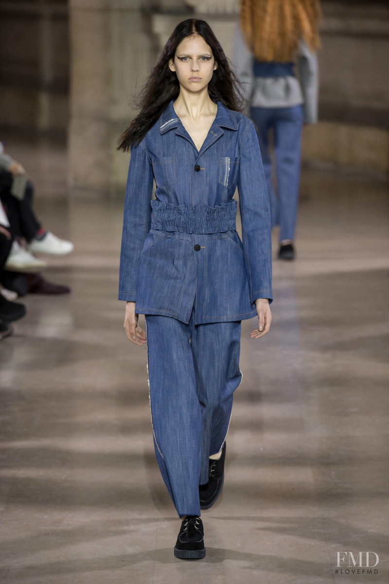 Moon Young Hee fashion show for Autumn/Winter 2019