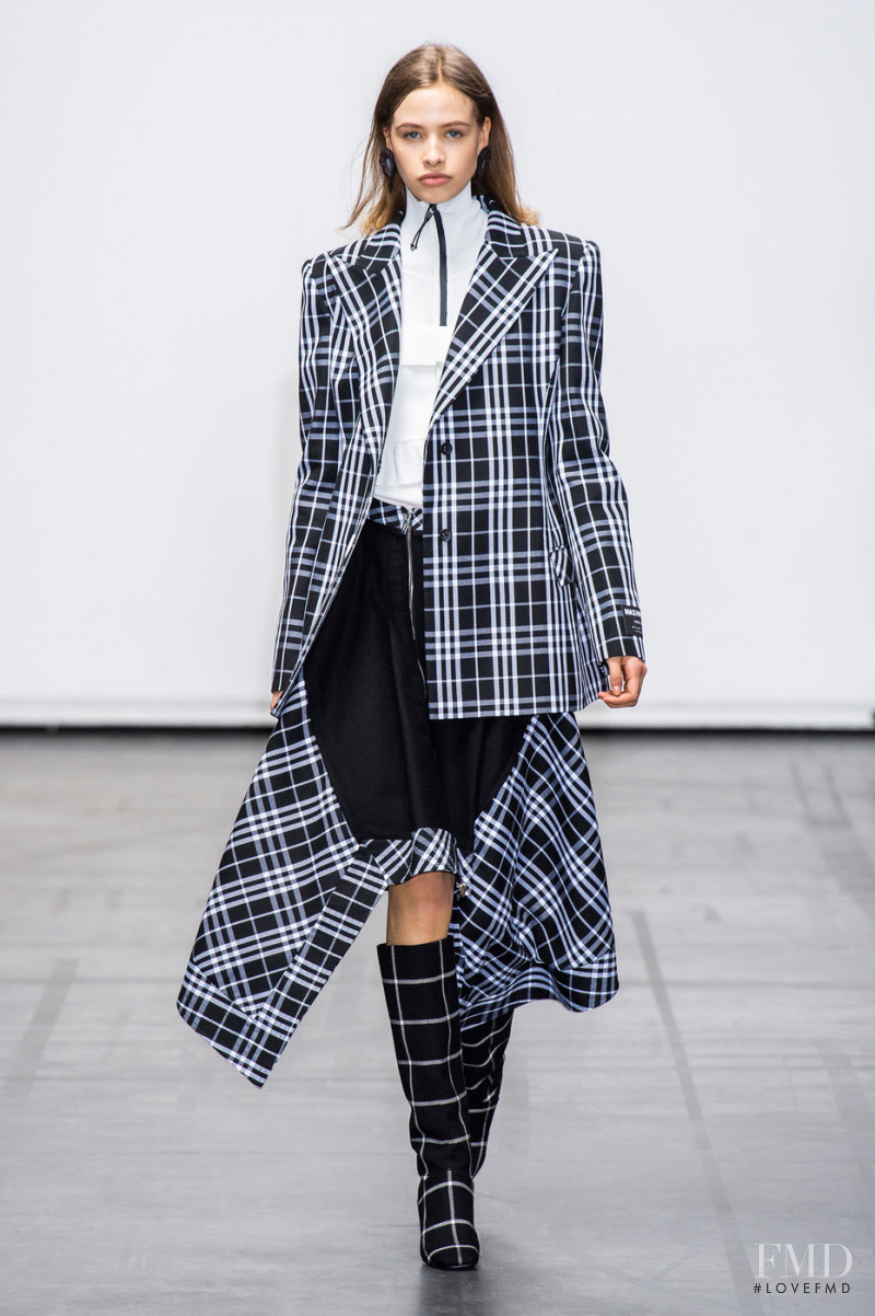 Tessa Buitenhuis featured in  the Masha Ma fashion show for Autumn/Winter 2019