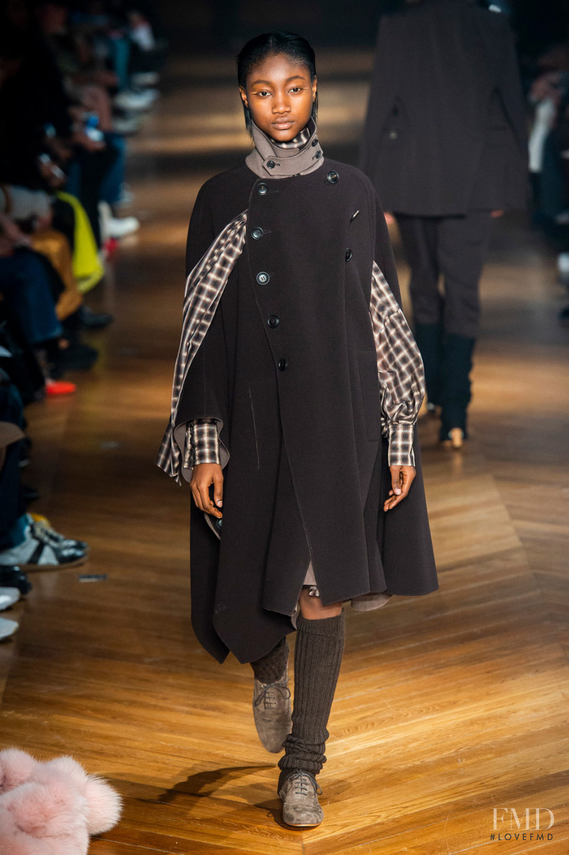 Eniola Abioro featured in  the Beautiful People fashion show for Autumn/Winter 2019