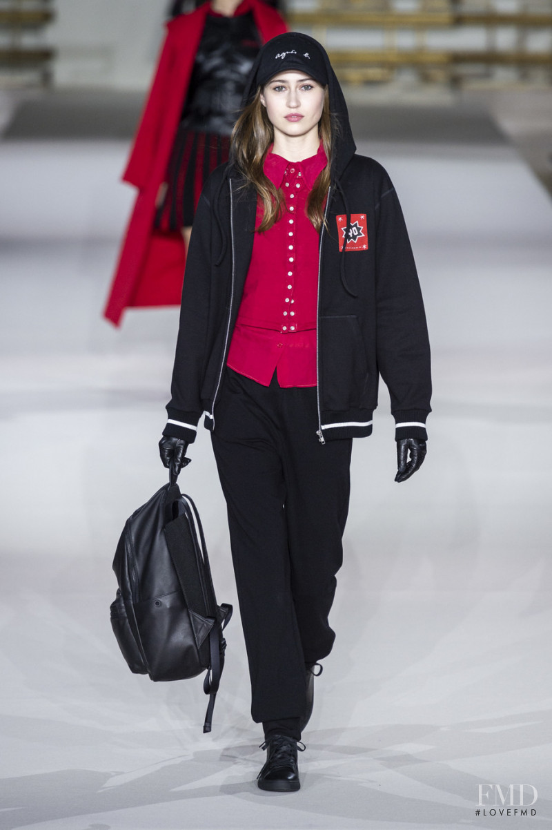 Agnes B. fashion show for Autumn/Winter 2019