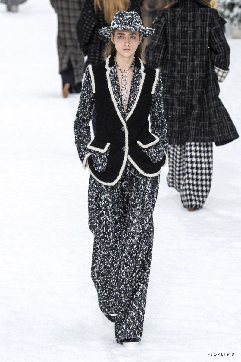 Lia Pavlova featured in  the Chanel fashion show for Autumn/Winter 2019
