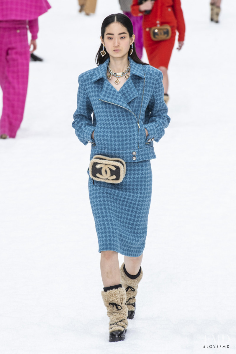 Hyun Ji Shin featured in  the Chanel fashion show for Autumn/Winter 2019