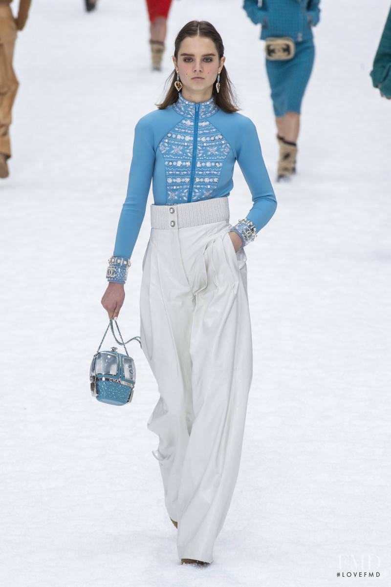 Giselle Norman featured in  the Chanel fashion show for Autumn/Winter 2019