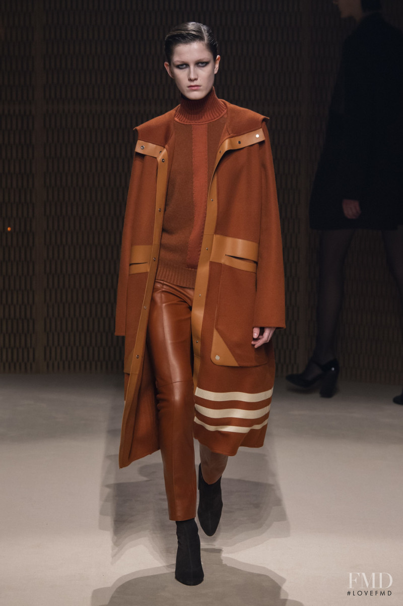 Tessa Bruinsma featured in  the Hermès fashion show for Autumn/Winter 2019