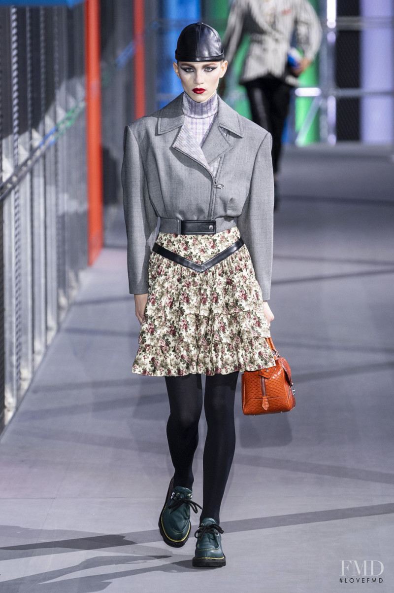 Rebecca Leigh Longendyke featured in  the Louis Vuitton fashion show for Autumn/Winter 2019