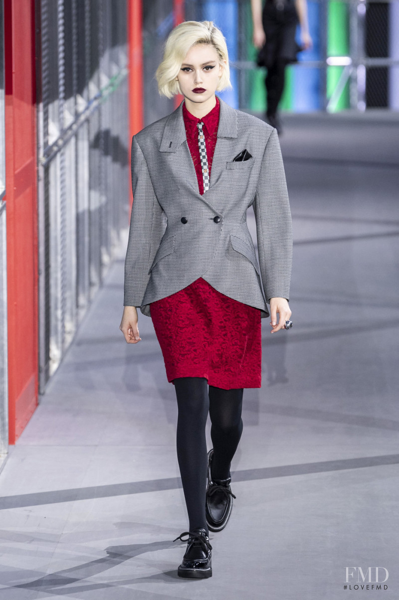 Caroline Reuter featured in  the Louis Vuitton fashion show for Autumn/Winter 2019