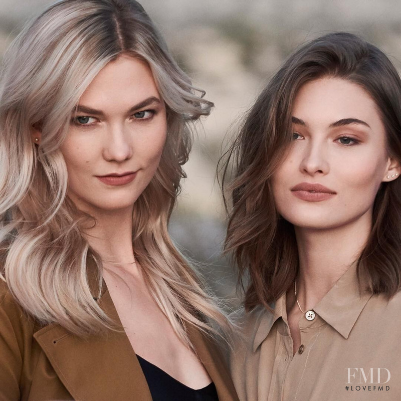Grace Elizabeth featured in  the Estée Lauder Double Wear Light Soft Matte Hydra Makeup advertisement for Autumn/Winter 2018
