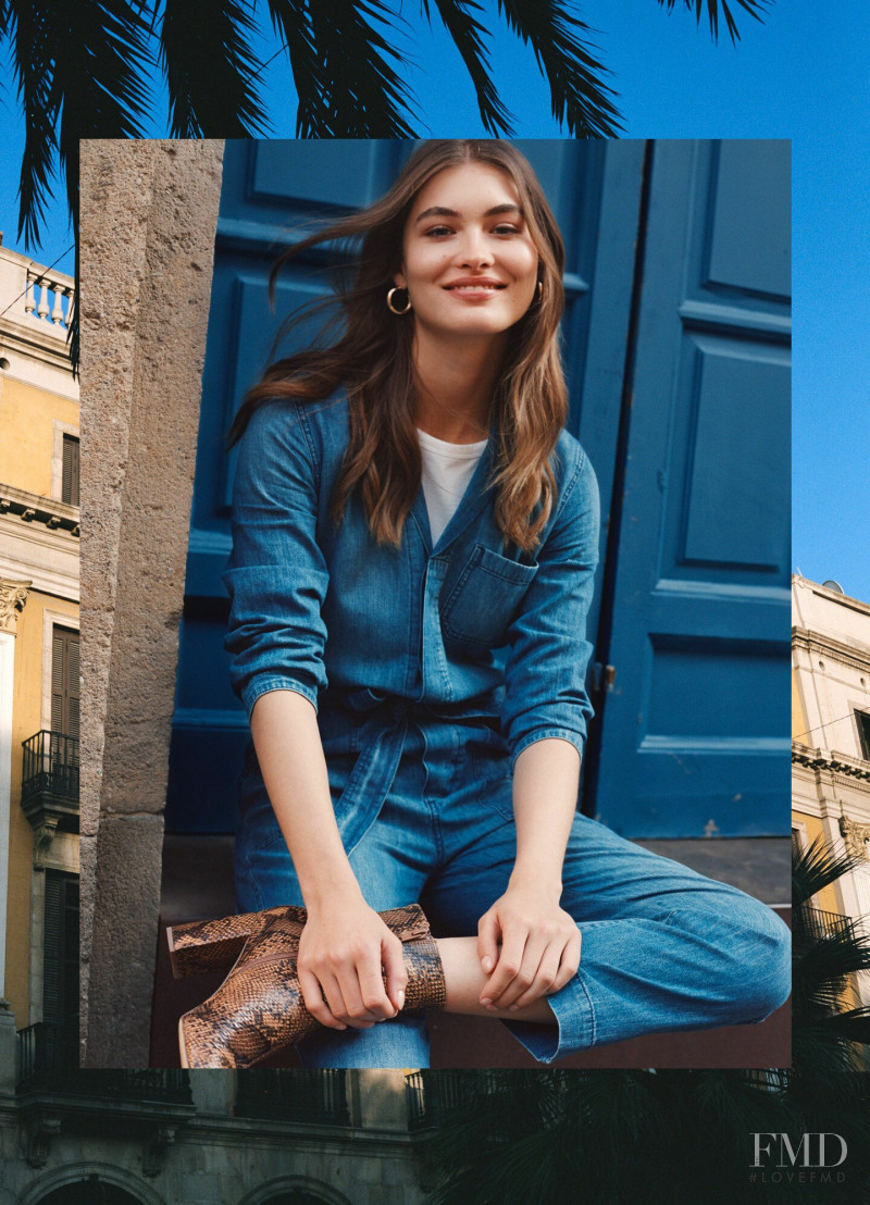 Grace Elizabeth featured in  the H&M Denim advertisement for Spring/Summer 2019