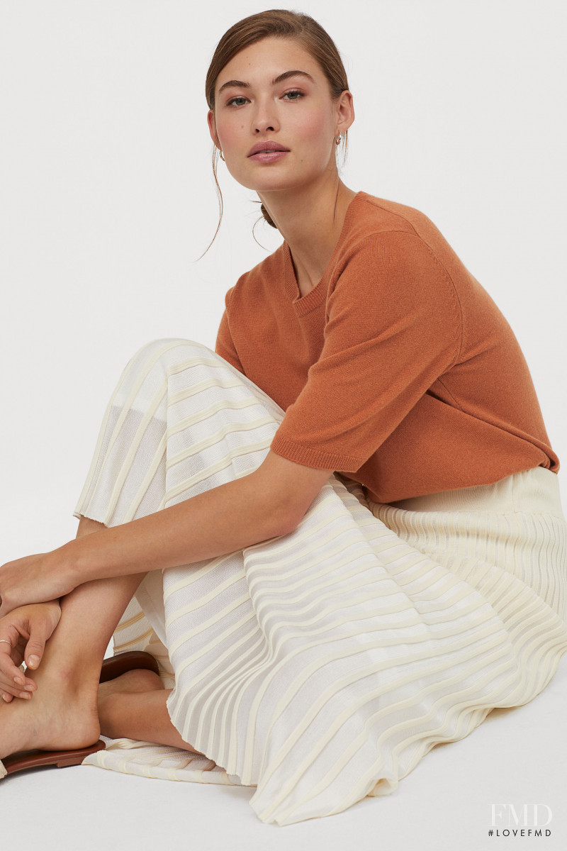 Grace Elizabeth featured in  the H&M catalogue for Spring/Summer 2019