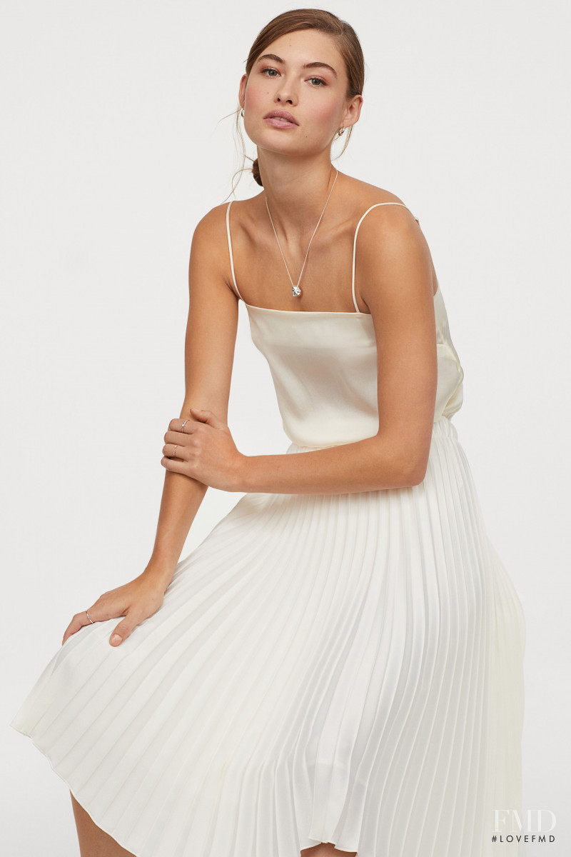 Grace Elizabeth featured in  the H&M catalogue for Spring/Summer 2019