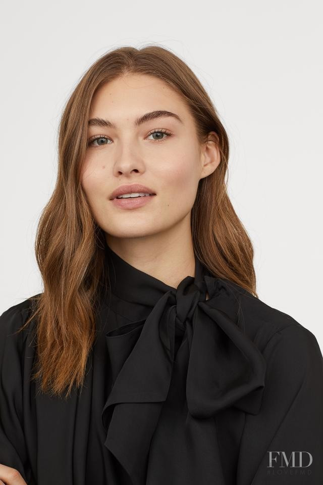 Grace Elizabeth featured in  the H&M catalogue for Autumn/Winter 2018