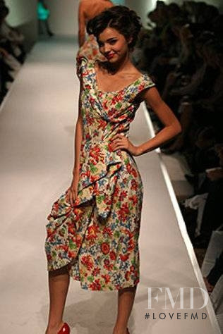 Miranda Kerr featured in  the Trelise Cooper fashion show for Spring/Summer 2004