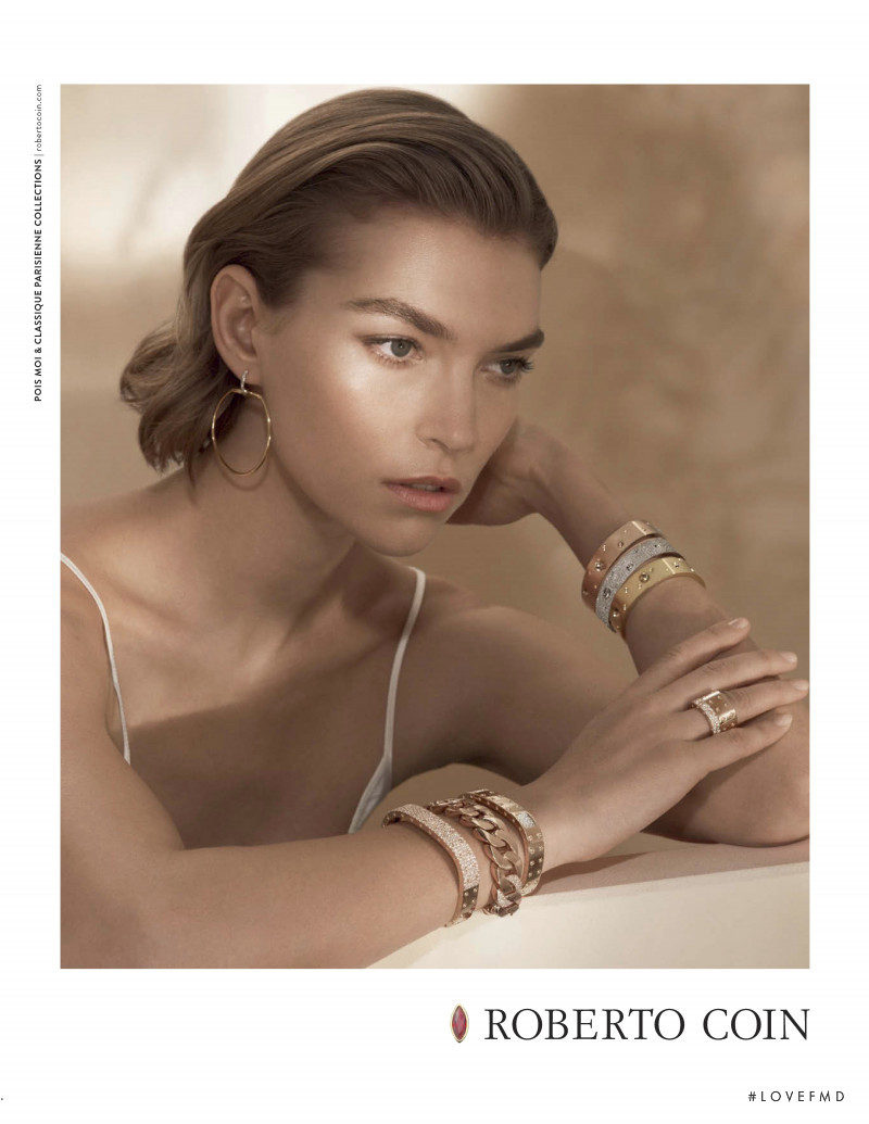 Arizona Muse featured in  the Roberto Coin advertisement for Spring/Summer 2019