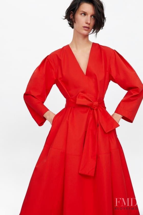 Marte Mei van Haaster featured in  the Zara catalogue for Summer 2019