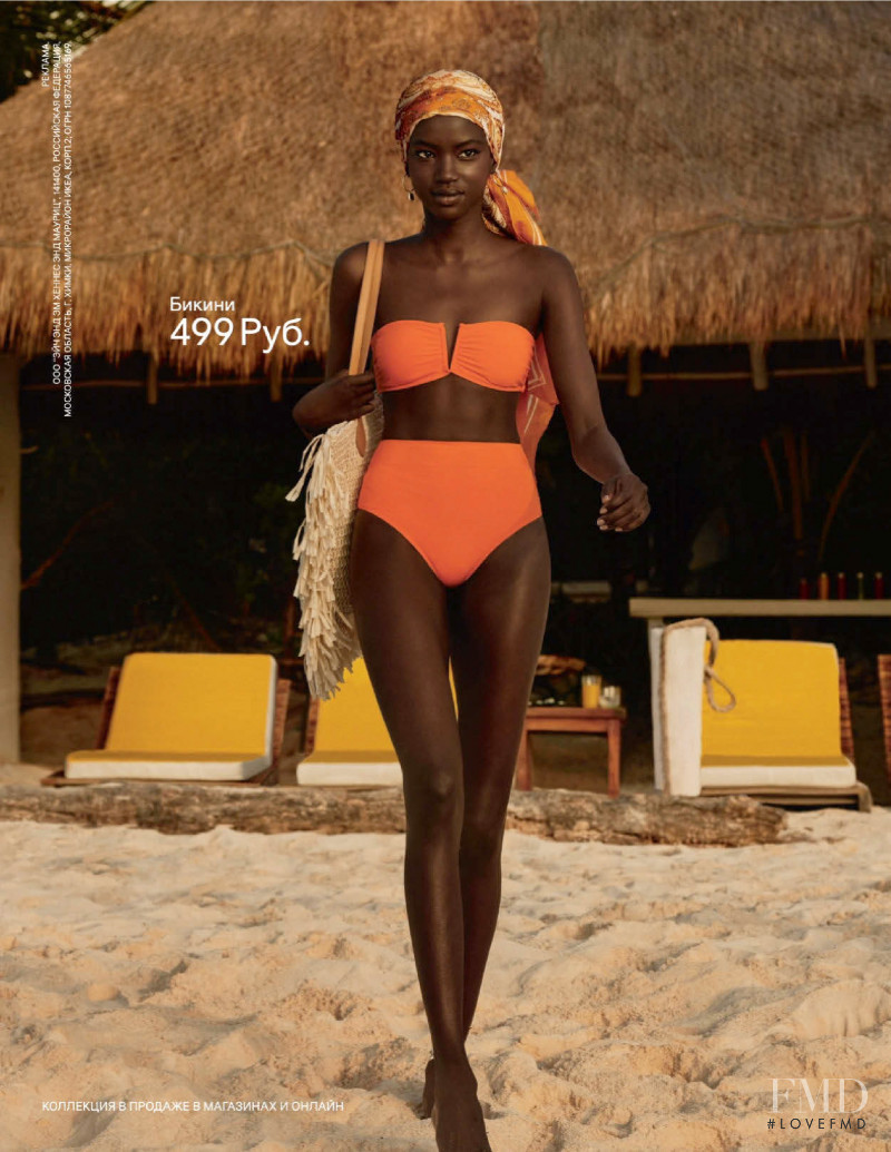 Anok Yai featured in  the H&M advertisement for Summer 2019