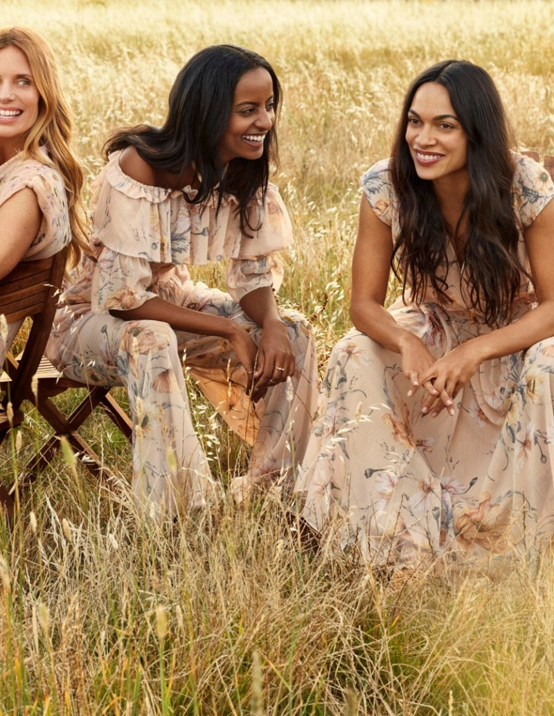 Sara Nuru featured in  the H&M Conscious Collection advertisement for Spring/Summer 2019