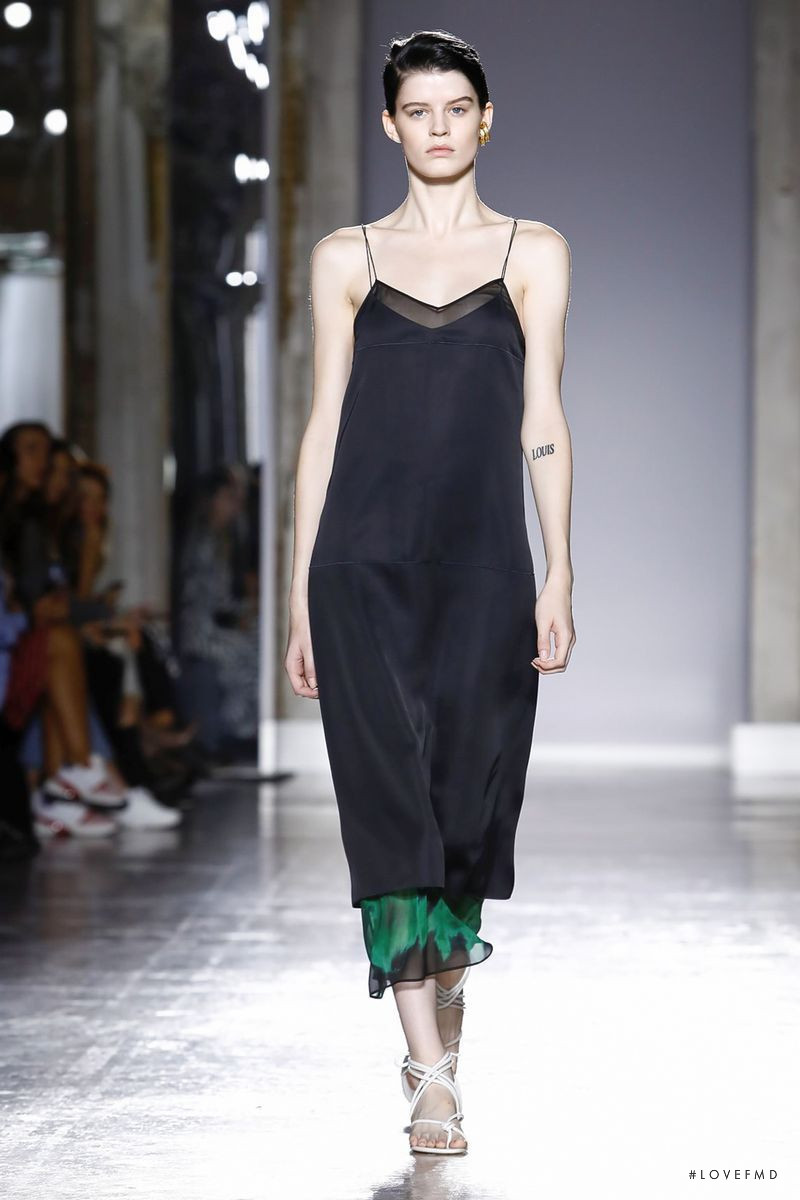 Hannah Elyse featured in  the Gabriele Colangelo Gabriele Colangelo S/S 19 Show fashion show for Spring/Summer 2019