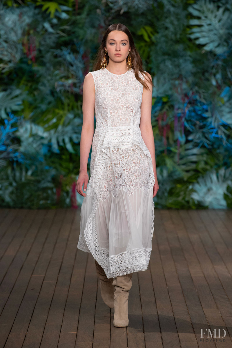 Alberta Ferretti fashion show for Resort 2020