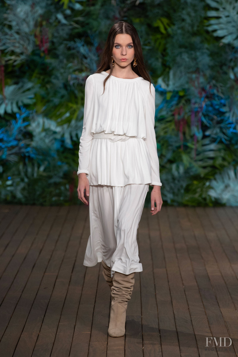 Alberta Ferretti fashion show for Resort 2020