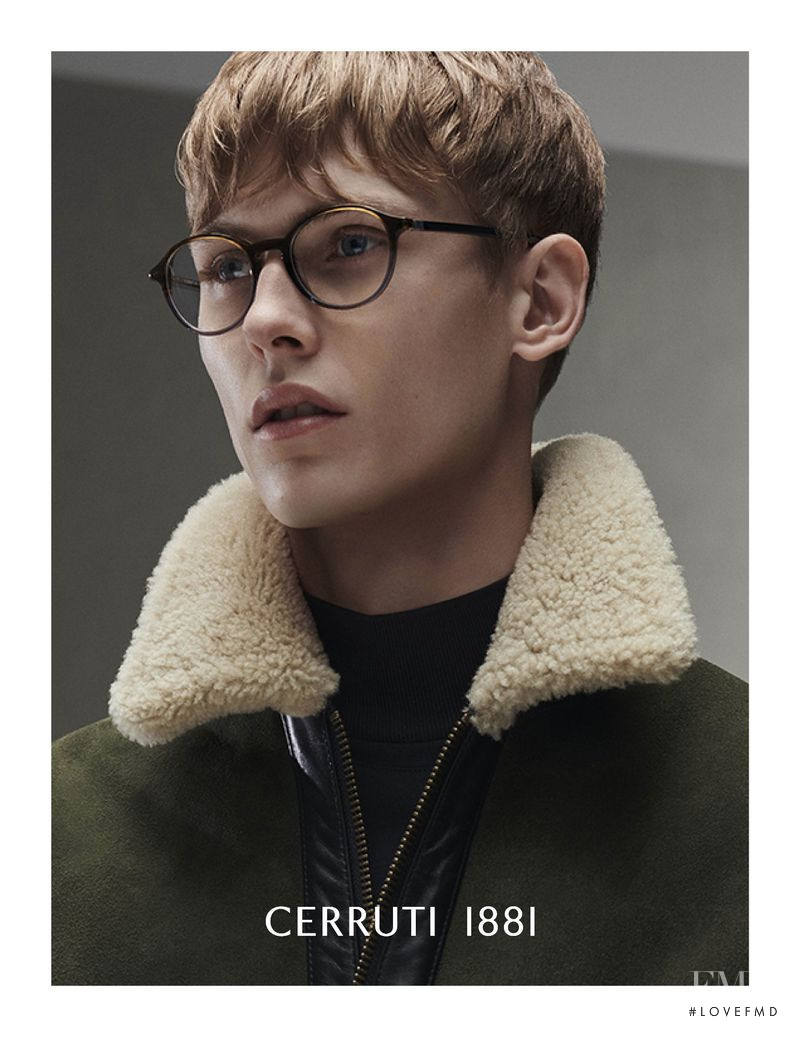 Cerruti 1881 advertisement for Autumn/Winter 2018