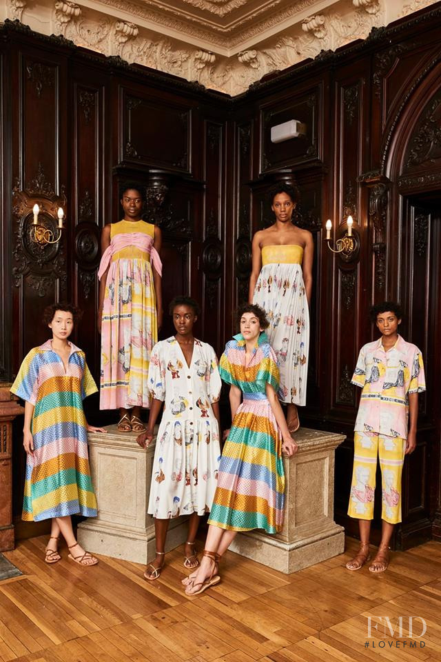 Barbara Sanchez featured in  the Tata-Naka fashion show for Spring/Summer 2019