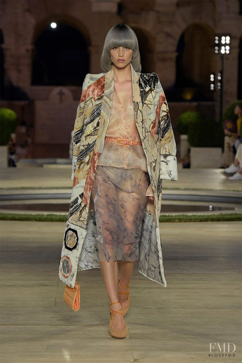 Rebecca Leigh Longendyke featured in  the Fendi Couture fashion show for Autumn/Winter 2019