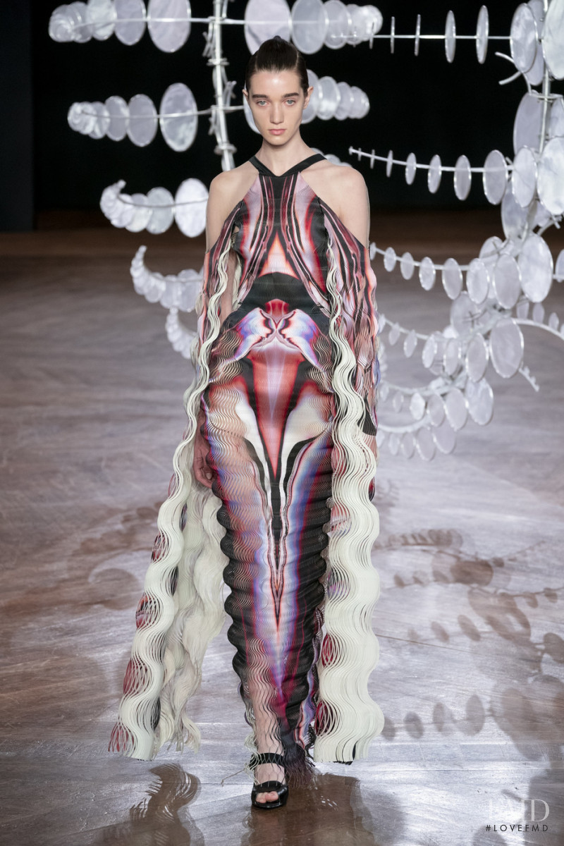 Natalia Trnkova featured in  the Iris Van Herpen fashion show for Autumn/Winter 2019