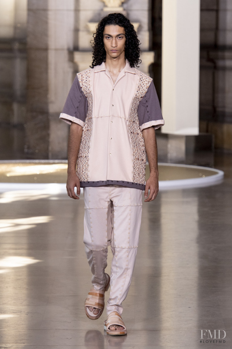 Yuima Nakazato fashion show for Autumn/Winter 2019