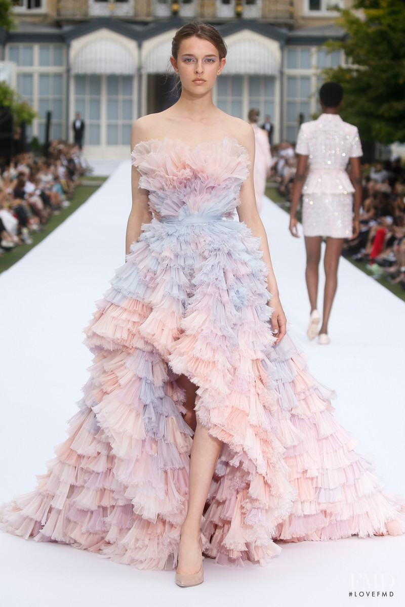 Merel Zoet featured in  the Ralph & Russo fashion show for Autumn/Winter 2019