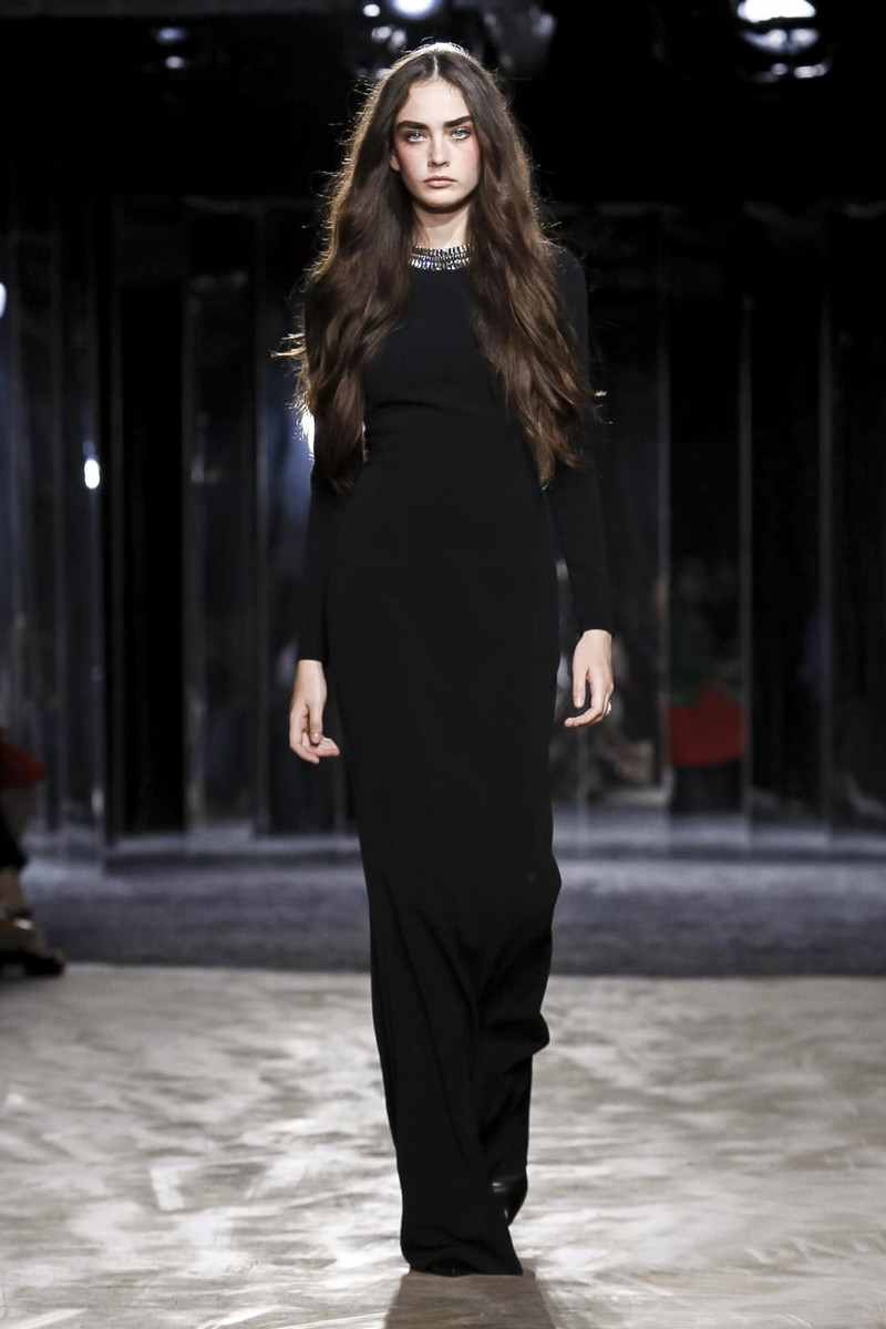 Alisha Nesvat featured in  the Azzaro Azzaro Fall / Winter 2017 Haute Couture fashion show for Autumn/Winter 2017