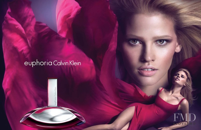 Lara Stone featured in  the Calvin Klein Fragrance \'Euphoria\' Fragrance advertisement for Autumn/Winter 2012