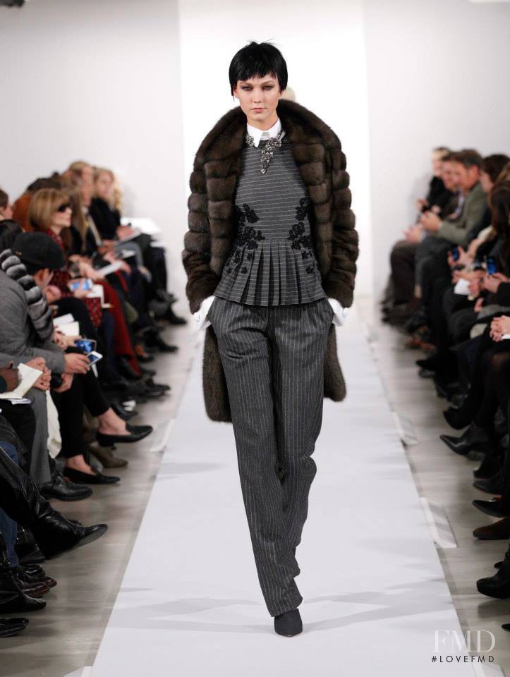 Karlie Kloss featured in  the Oscar de la Renta fashion show for Autumn/Winter 2014