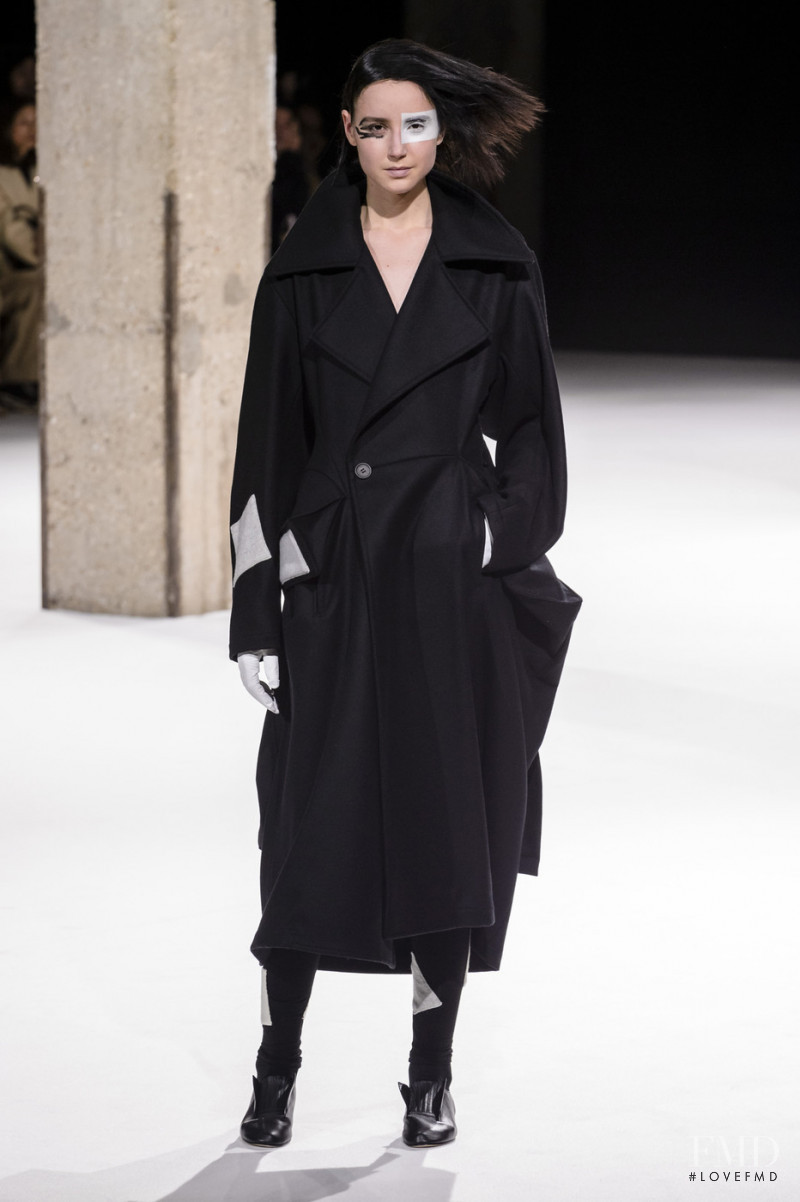 Yohji Yamamoto fashion show for Autumn/Winter 2018