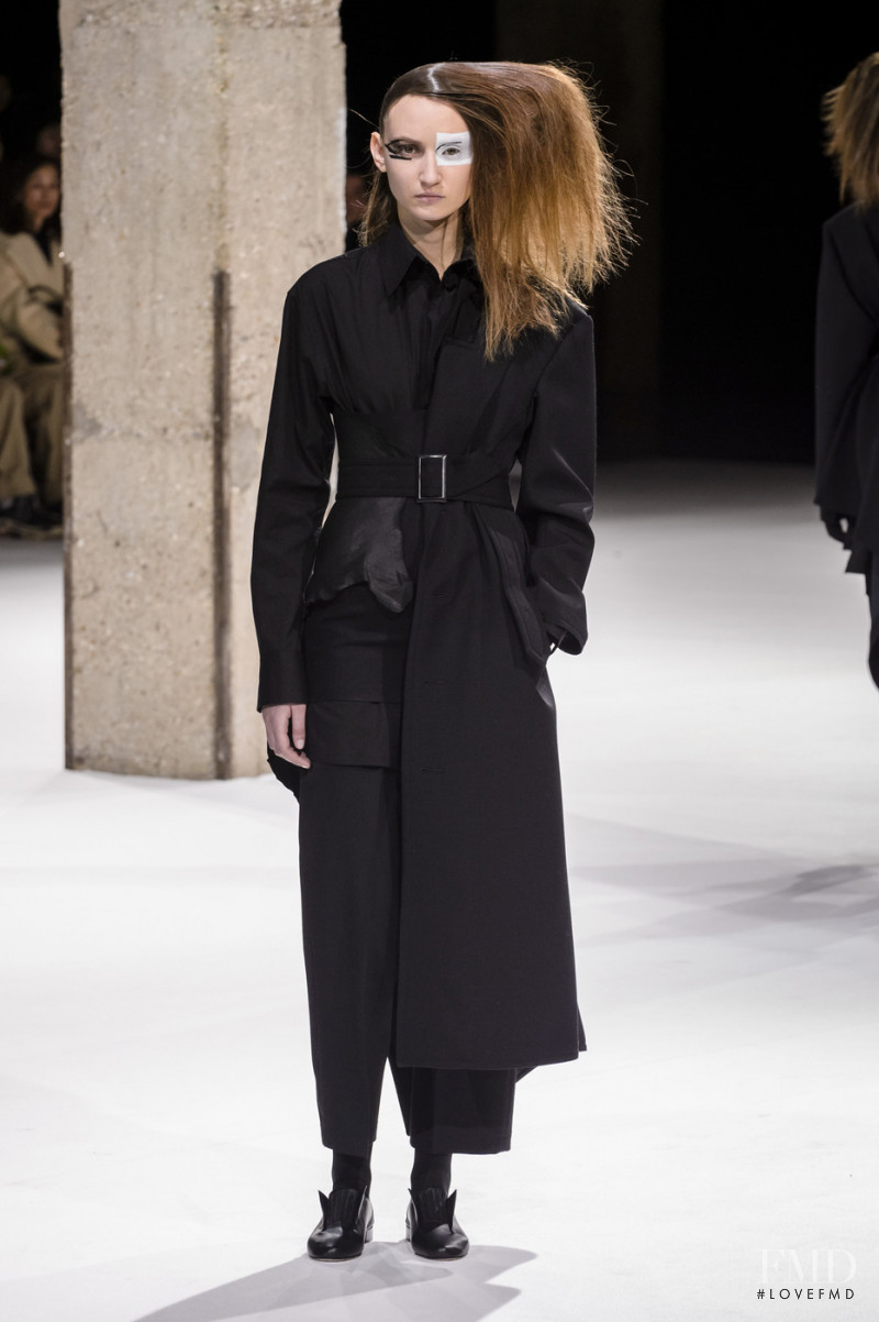 Yohji Yamamoto fashion show for Autumn/Winter 2018