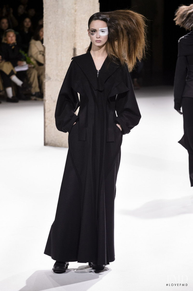 Yohji Yamamoto fashion show for Autumn/Winter 2018