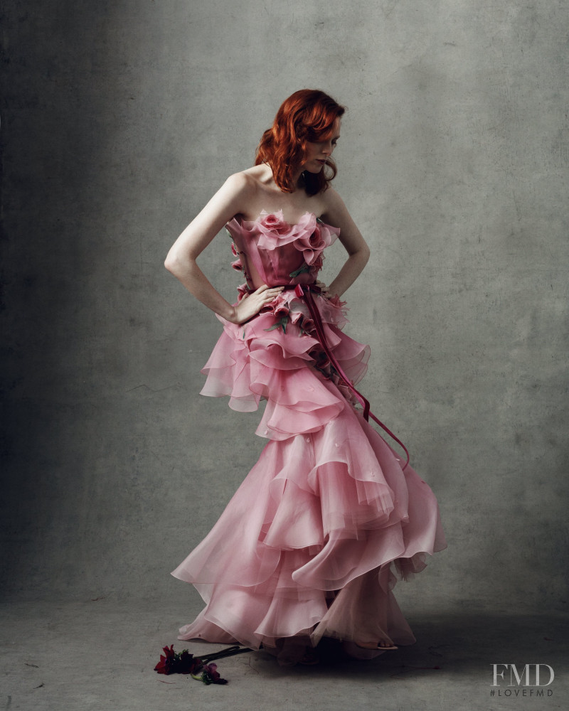 Karen Elson featured in  the Marchesa lookbook for Fall 2018