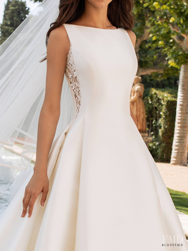 Zhenya Katava featured in  the Pronovias catalogue for Summer 2019