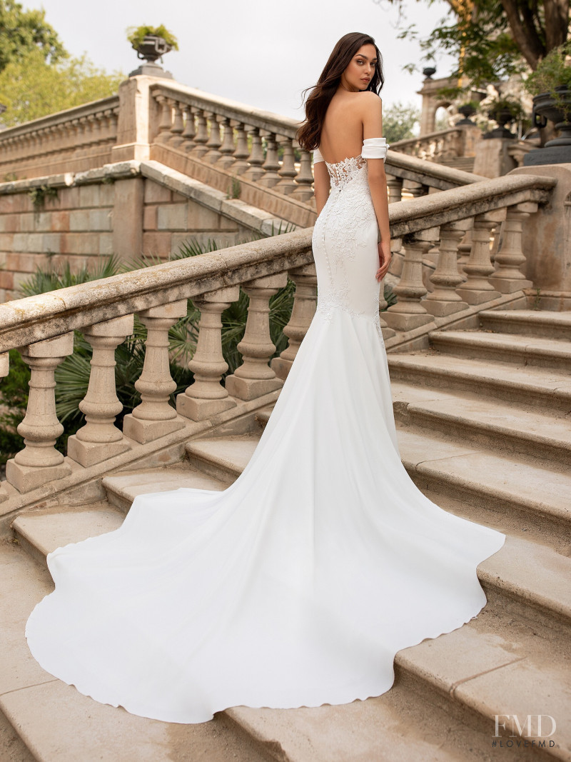 Zhenya Katava featured in  the Pronovias catalogue for Summer 2019