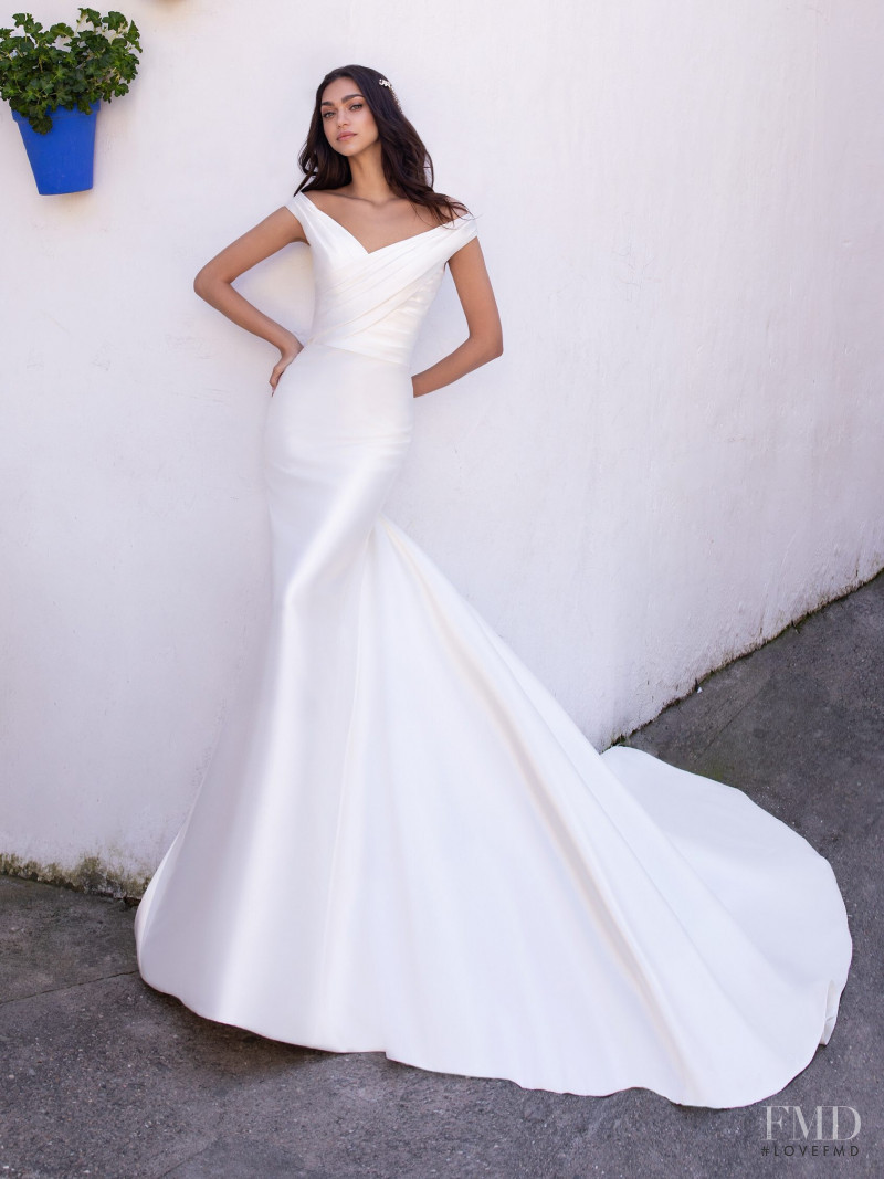 Zhenya Katava featured in  the Pronovias catalogue for Summer 2019